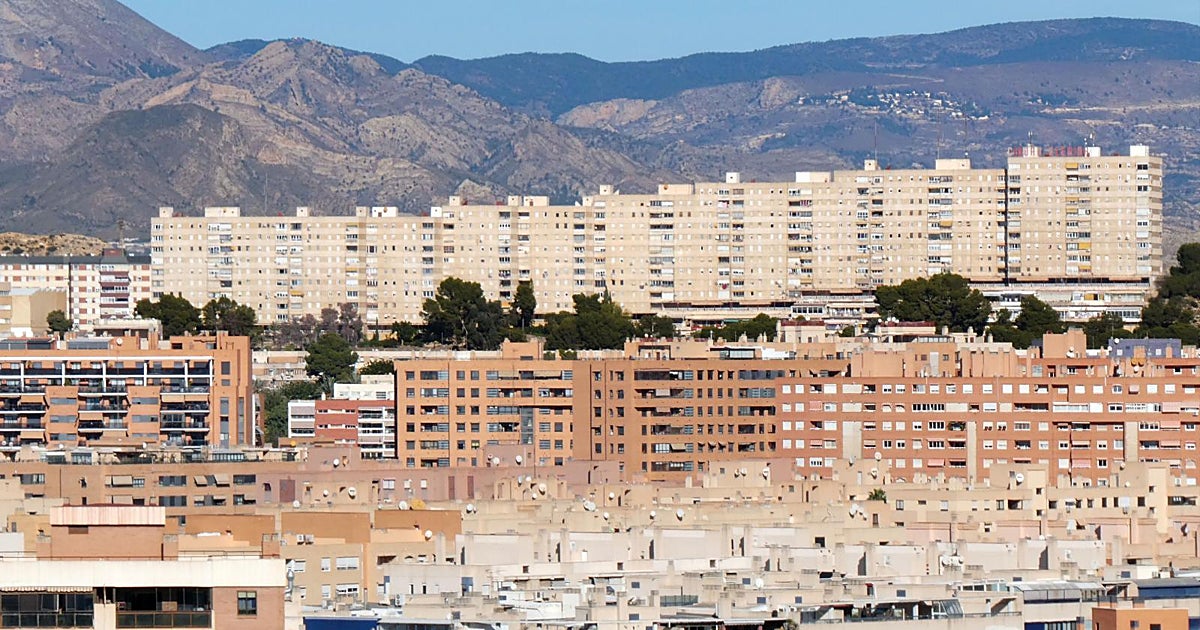 Llorca libera ocho millones de metros de suelo público para 120.000 viviendas públicas