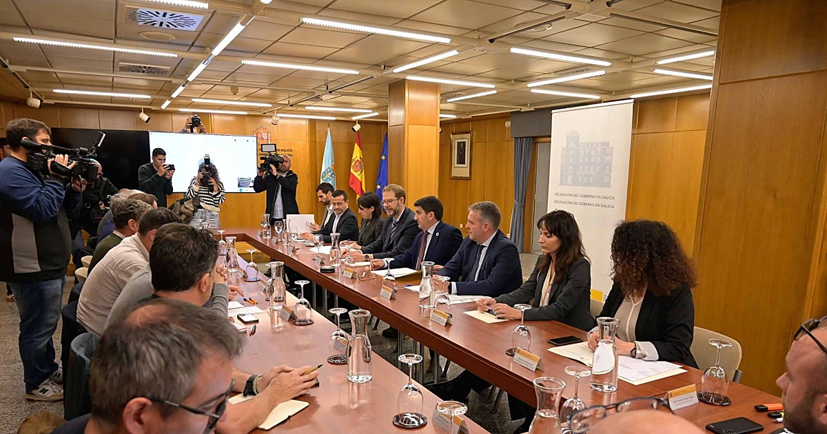 Alcoa urge un precio eléctrico «estable» para operar «sin pérdidas» en San Cibrao y el comité demanda inversión
