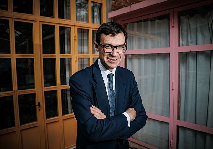 El diplomático Juan González-Barba.