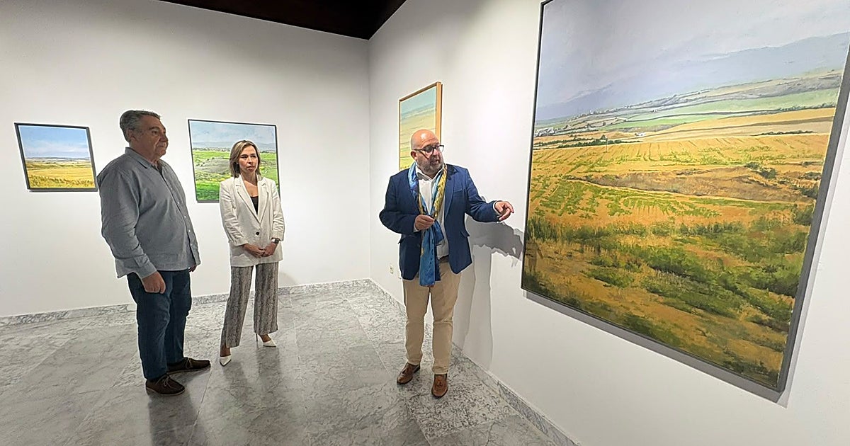 La soledad y la fuerza del paisaje castellano llenan San Clemente con la nueva exposición de Alicia Urda