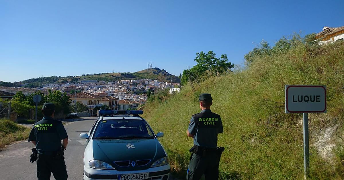 Detienen a un hombre en Luque tras agredir a otro y dejarlo tirado en el suelo tres días: sus gritos alertaron a unos vecinos