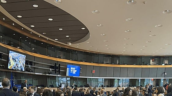 Galicia se alinea con la estrategia 'Derecho a permanecer' de la Unión Europea