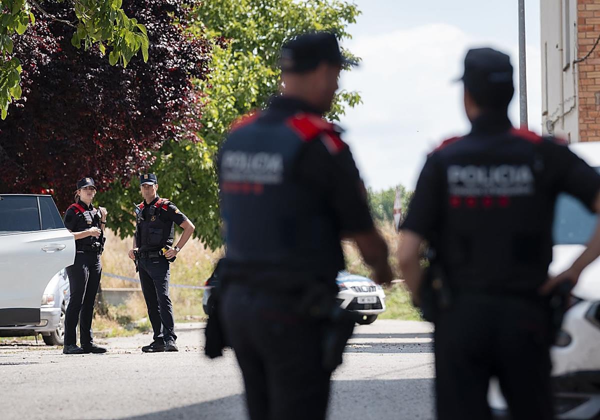 Un hombre mata a su expareja a cuchilladas en plena calle en Figueras (Gerona)