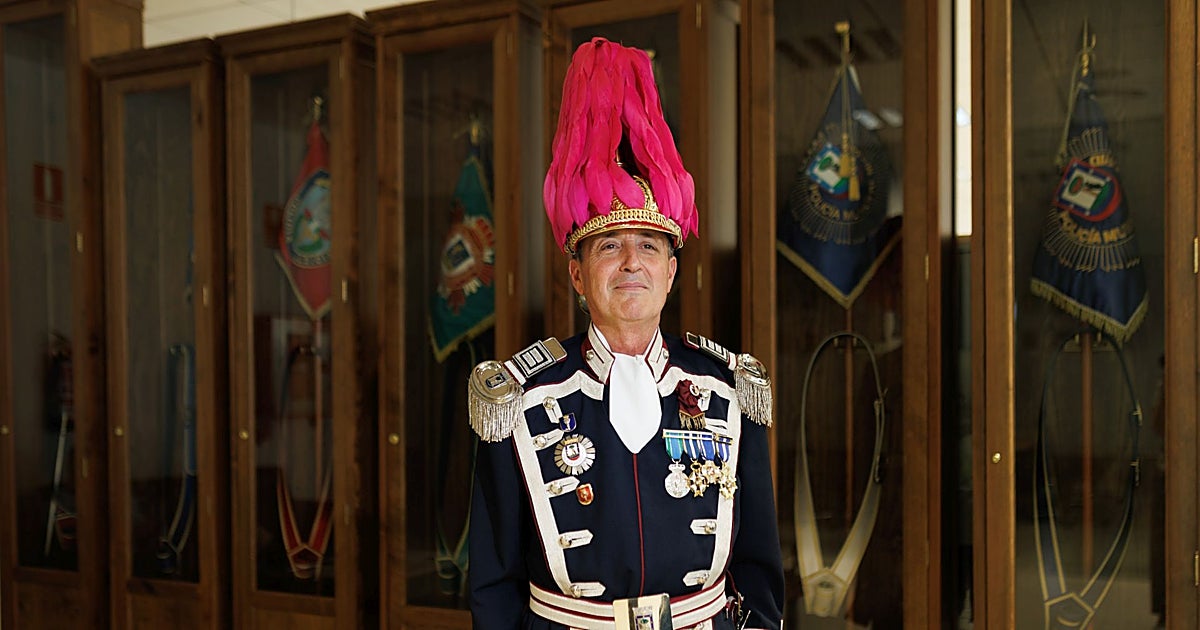 José Javier, policía voluntario en la visita del Papa: «Trabajar en el dispositivo de escolta y gala será el gran colofón a mi carrera»
