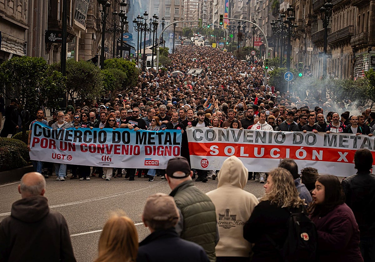 Patronal y sindicatos ponen fin a la huelga del metal con la firma de ...