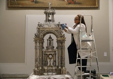 Un robo y varias restauraciones: la historia de la Custodia del pueblo con la que procesionará el Papa por Madrid