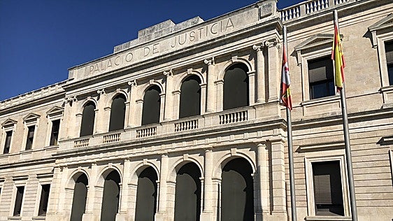 Confirman 13 años de prisión para un acusado de agredir sexualmente a un menor en una hamburguesería
