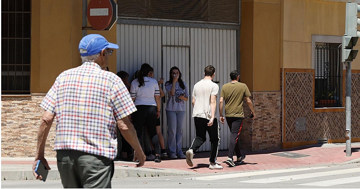 El crimen de un guardia civil, su mujer y su hijo se investiga como caso de violencia de género