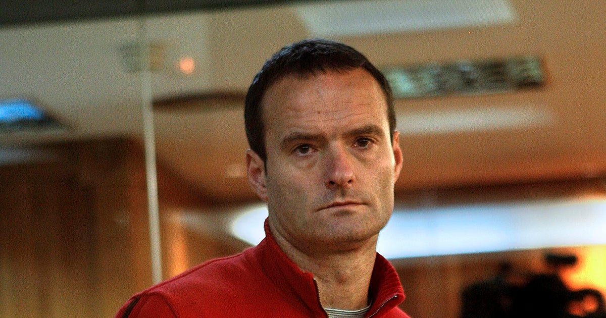 El Gobierno vasco otorga el tercer grado a los etarras Olarra Guridi y Xabier Zabalo, con condenas de mil años de prisión