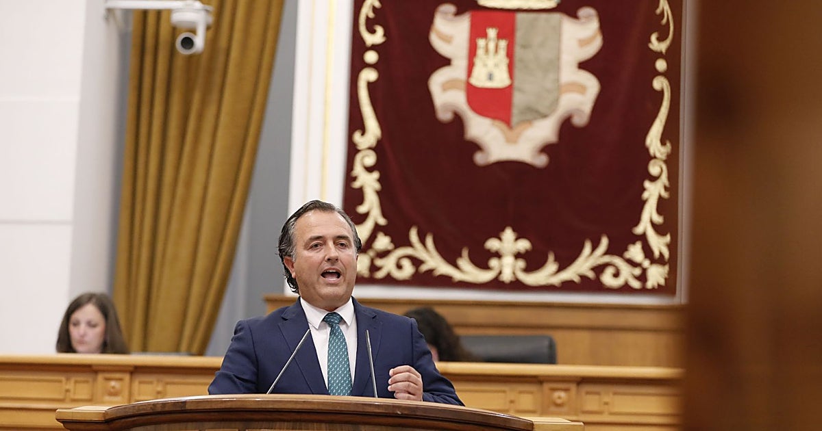 La «prioridad nacional» incendia las Cortes de Castilla-La Mancha entre odio, corrupción, bulos y religión