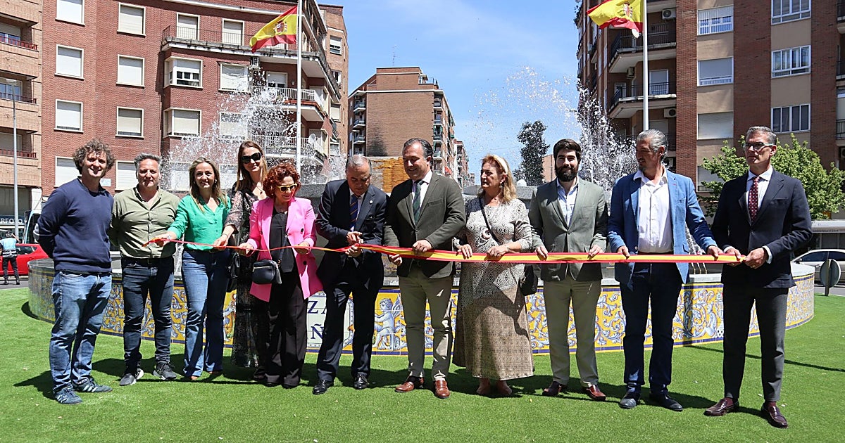 Talavera recupera la fuente de la plaza de España y renueva el esplendor de su cerámica tras décadas de abandono