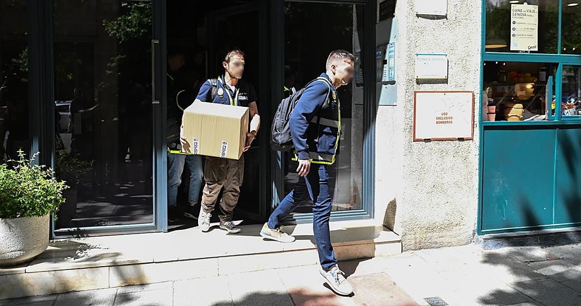 Una empresa vinculada a Lucena pagó más de 20.000 euros a la agencia de las hijas de Zapatero, según el juez