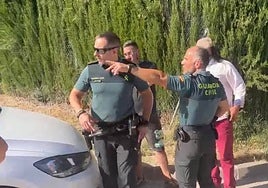 Cinco horas de angustia y un final feliz: un vecino a caballo encuentra al niño de tres años desaparecido en Puerto Serrano