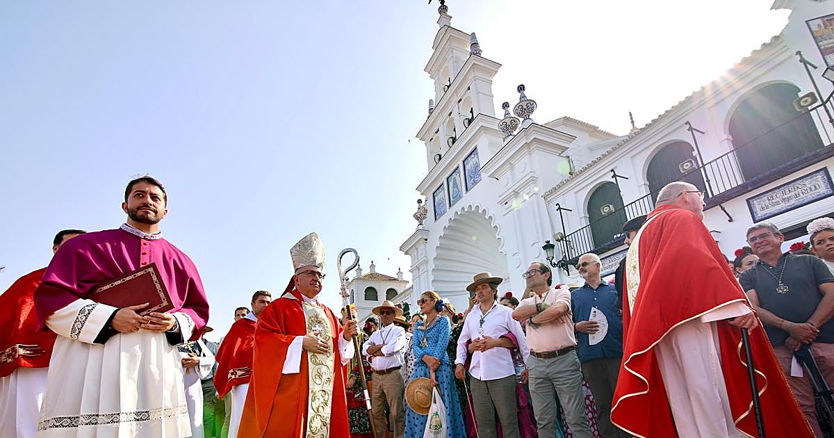 Misa de Pentecostés del Rocío 2026, en directo: última hora desde la aldea