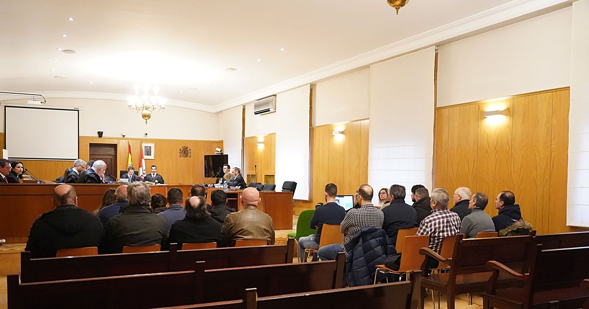 Las dos hijas del fundador de la funeraria del 'caso ataúdes' aseguran que su padre se encargaba de la gestión y la compra de féretros