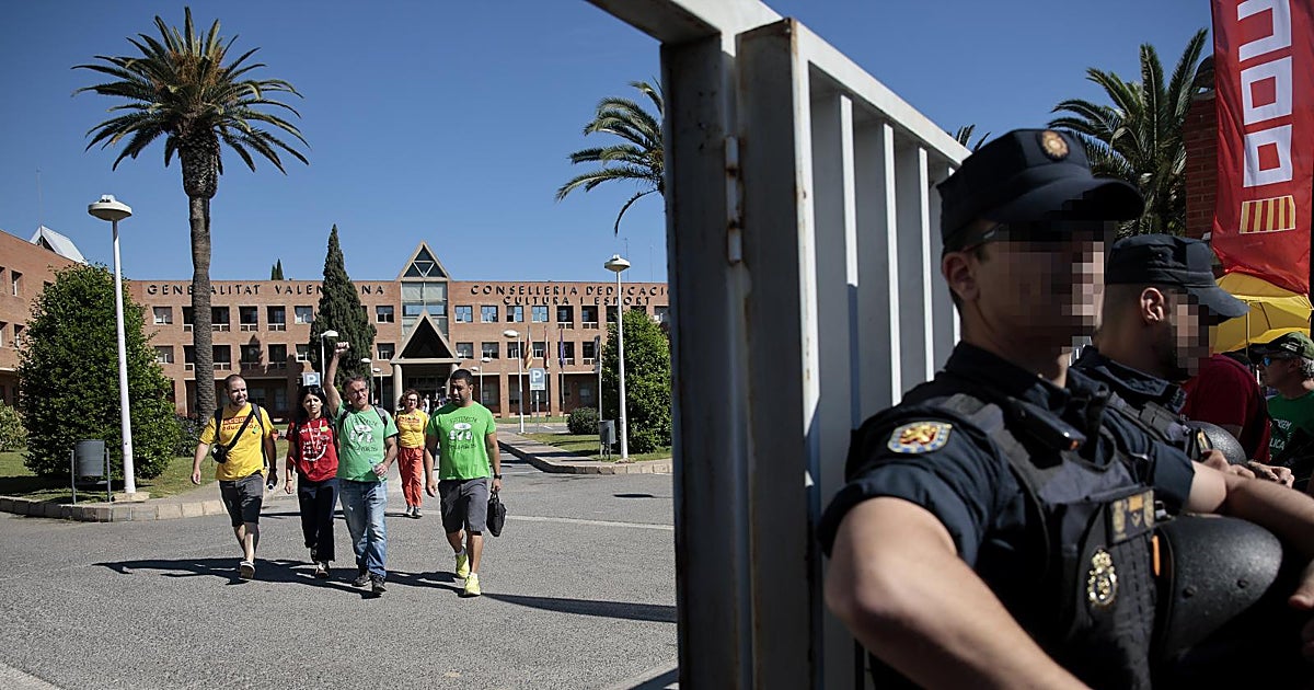 Educación y sindicatos acercan posturas para desactivar la huelga de profesores