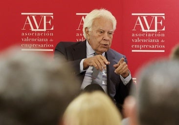 Felipe González pide elecciones a Sánchez «este año» y no aconseja al PP una moción de censura