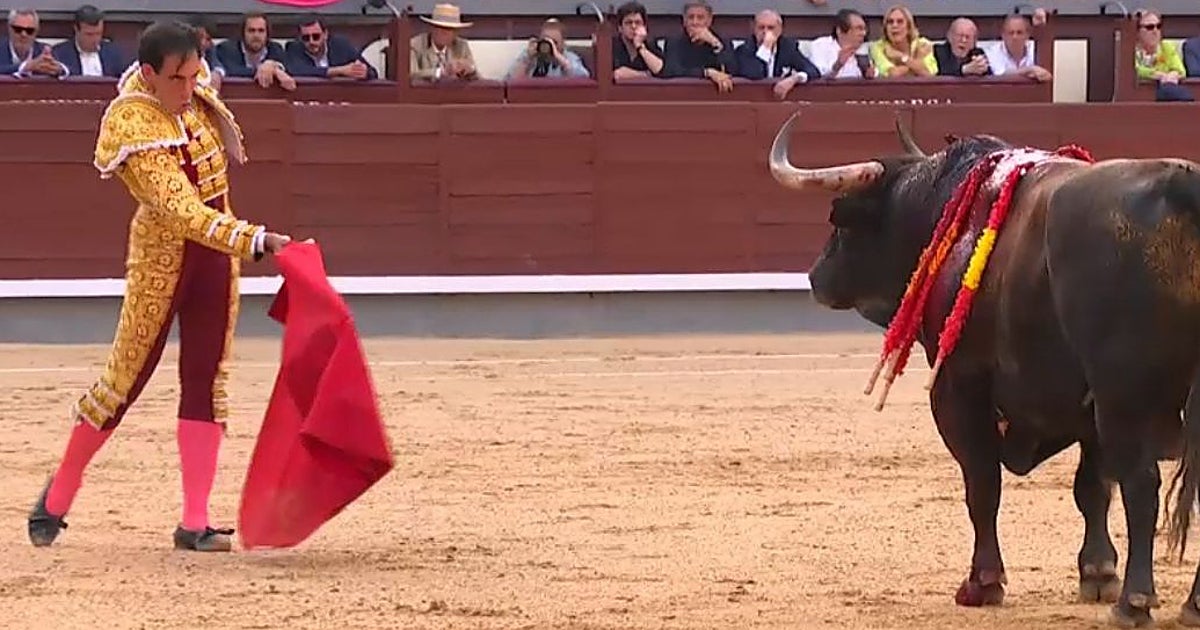 À Punt presume de las audiencias de los toros frente a las críticas y programa más corridas