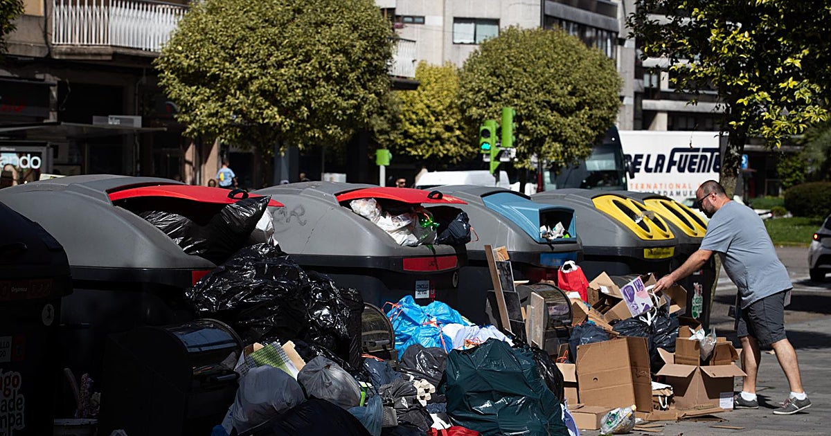 La huelga de basuras de Vigo acumula ya cerca de 900 toneladas sin retirar de las calles