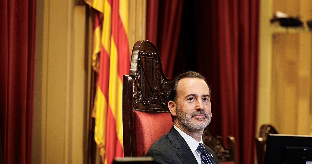 La Justicia niega al presidente del Parlament balear su intención de prohibir la bandera LGTBI en la fachada del edificio