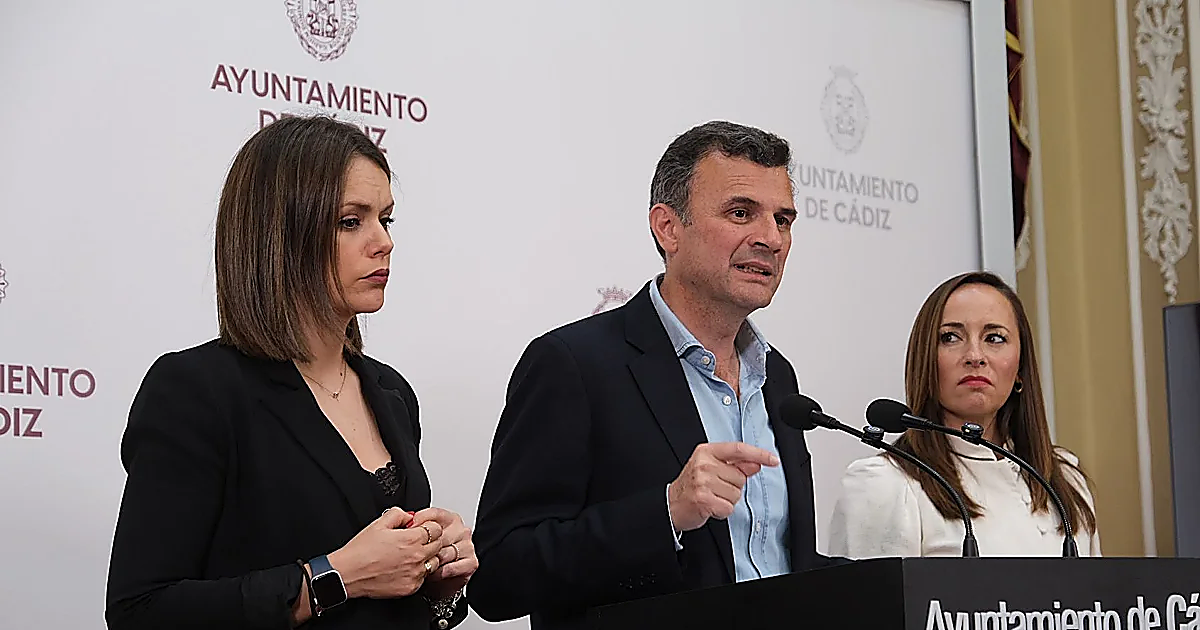 El alcalde de Cádiz critica al anterior Gobierno de Kichi: «Taparon una información muy importante» sobre Juan Carlos Aragón