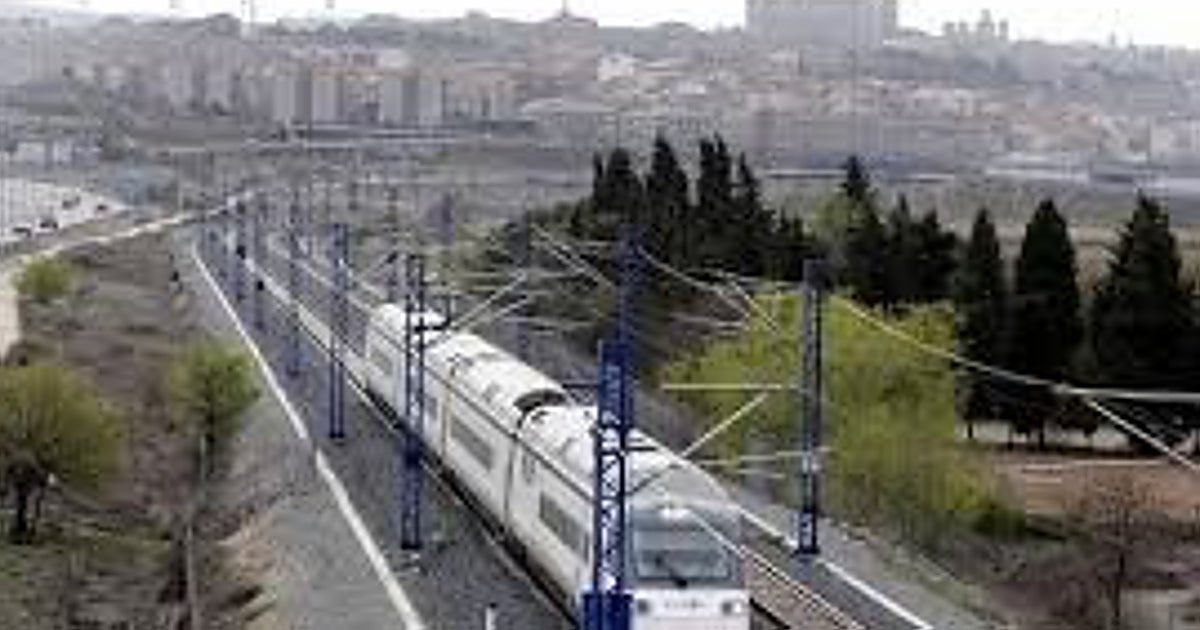 Vox pide reprobar a Puente y Hernando por la exclusión de Toledo del AVE a Extremadura