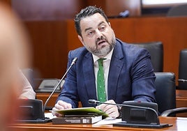 El PP-Aragón aleja el pacto con Vox de peticiones como «más cerdo en los comedores escolares y que los marroquíes se adapten»