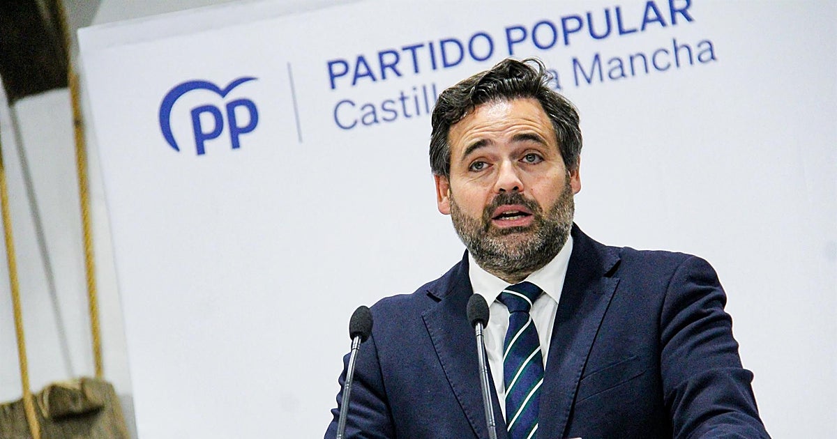 Núñez, tras la entrada de la UCO en Ferraz, insta a Page «a decidir si está con Sánchez o con España»