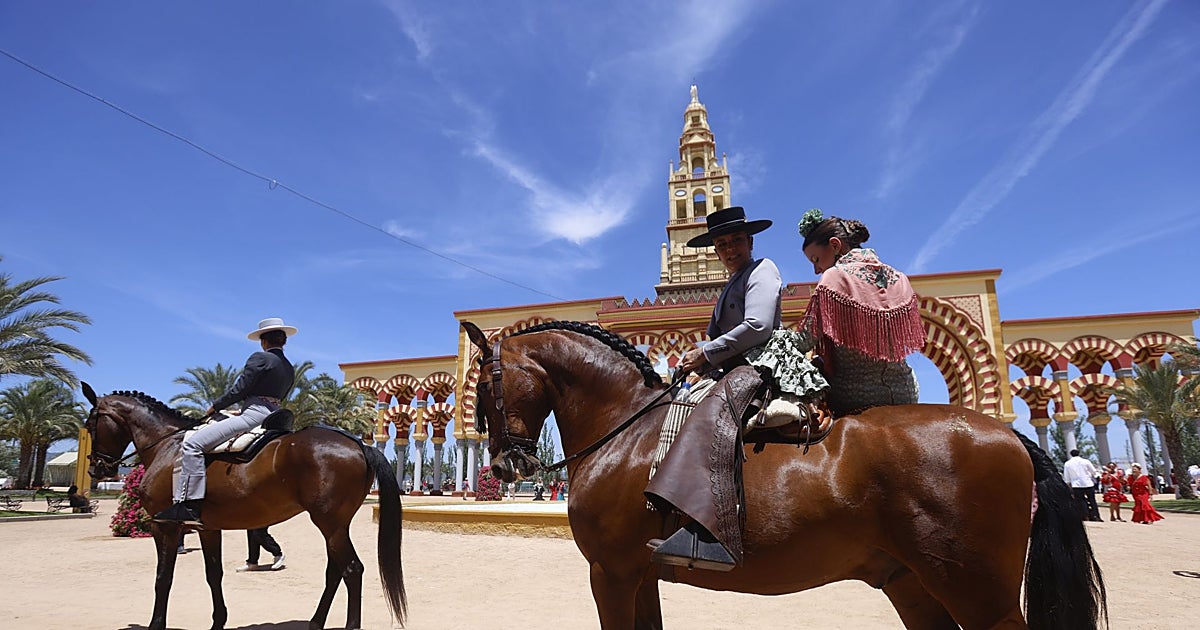 La Feria de Córdoba se hace clásica con la silueta del caballo