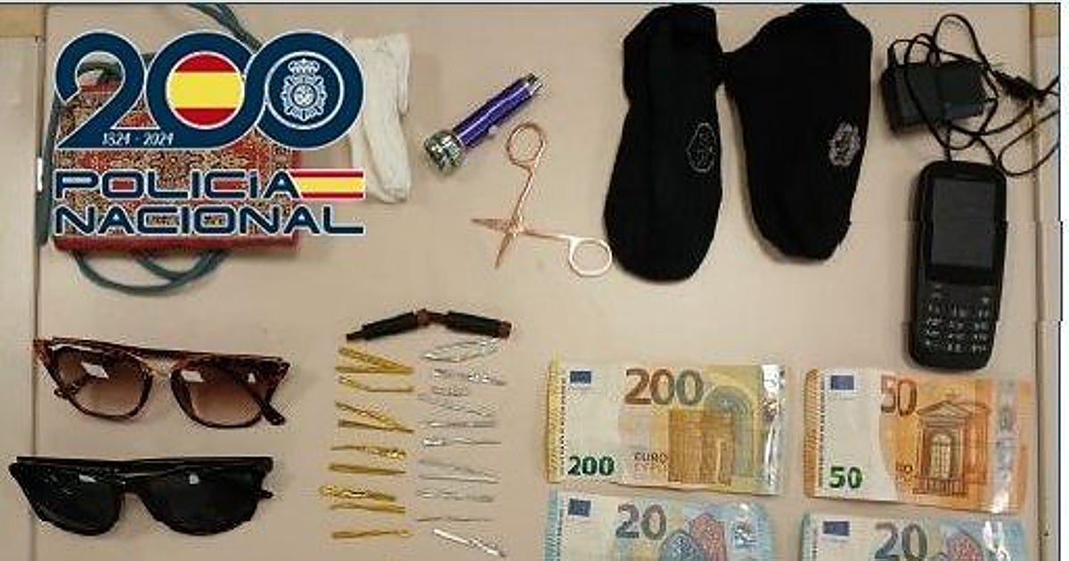 Detenidas dos mujeres dedicadas a robos en domicilios que fueron sorprendidas cuando intentaban entrar en una casa en Pontevedra