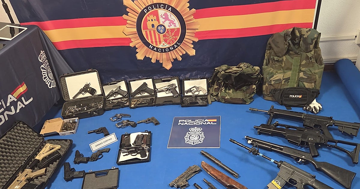 El arsenal de guerra en Fuengirola de un grupo de traficantes que rehabilitaba armas inutilizadas