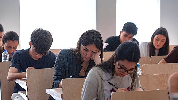 Selectividad 2026 en Navarra: fechas y horarios de los exámenes de la PAU