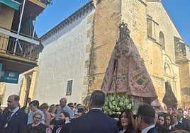 La Virgen de Araceli procesiona por Lucena en el 175 aniversario de la ratificación del patronazgo