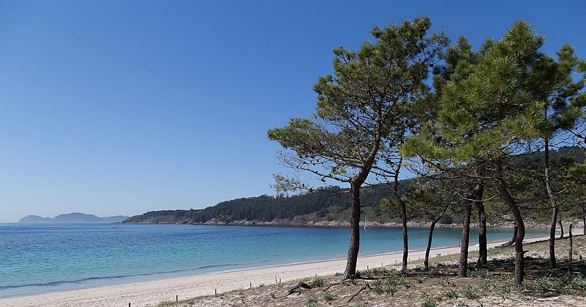 Buscan a un bañista desaparecido en la playa de Barra, en Cangas (Pontevedra)