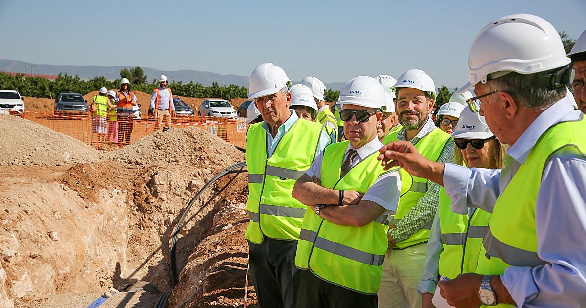 Las obras de la tubería manchega para garantizar el abastecimiento de agua a 156.000 vecinos avanzan en Daimiel