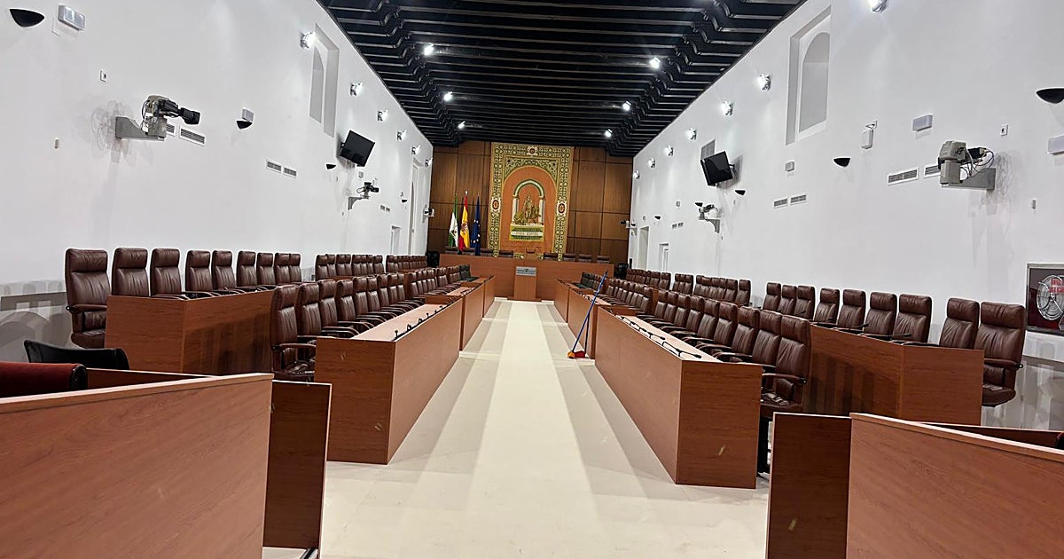 A diez días de constituirse el Parlamento andaluz PP y Vox siguen en el punto de partida