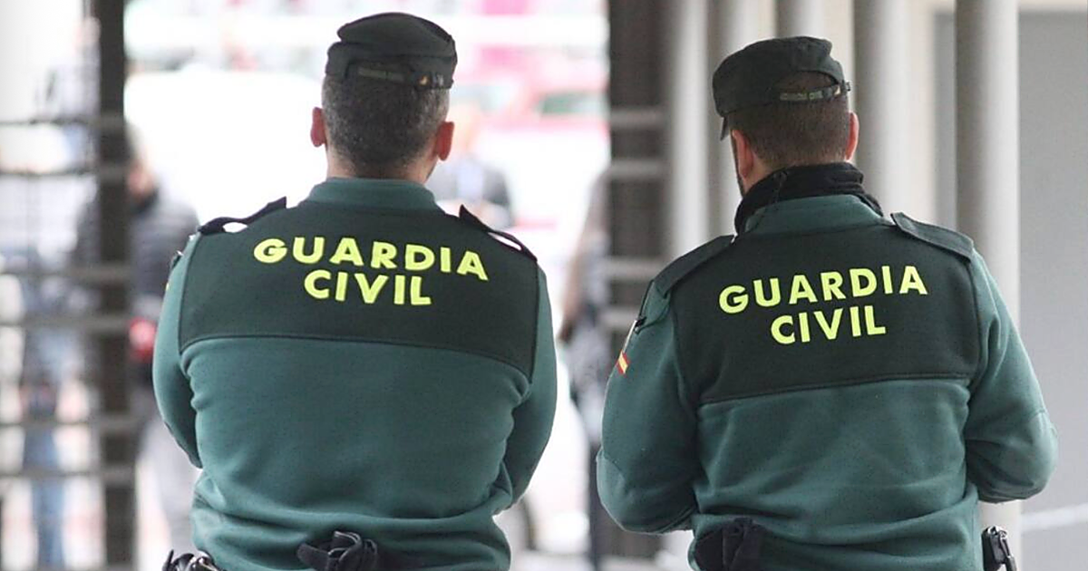 La AUGC denuncia la persecución a un médico en La Palma, absuelto tras ser acusado de dar bajas a guardias civiles