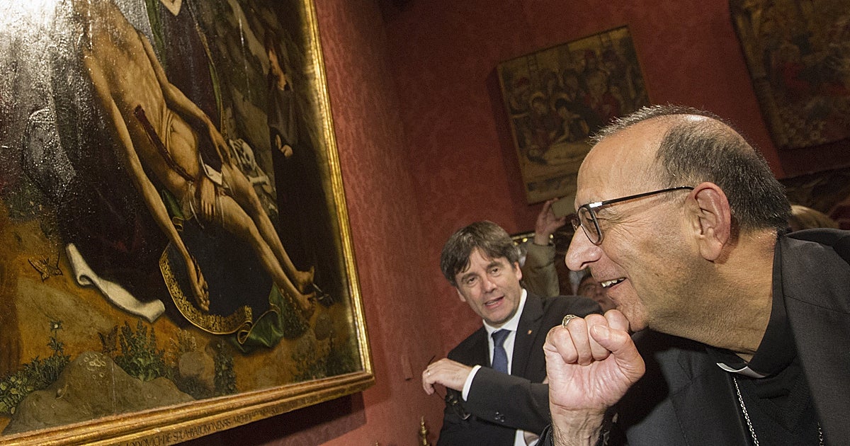 Puigdemont lidera la manifestación y pitada contra el Papa en la Sagrada Familia por el uso del español