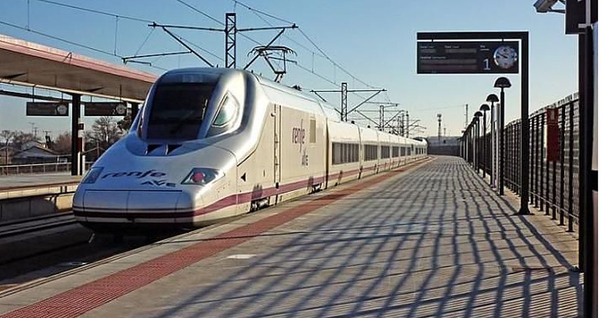 El presidente de la Junta sobre el AVE a su paso por Toledo : «No estamos de acuerdo con las fórmulas que vemos ahora»