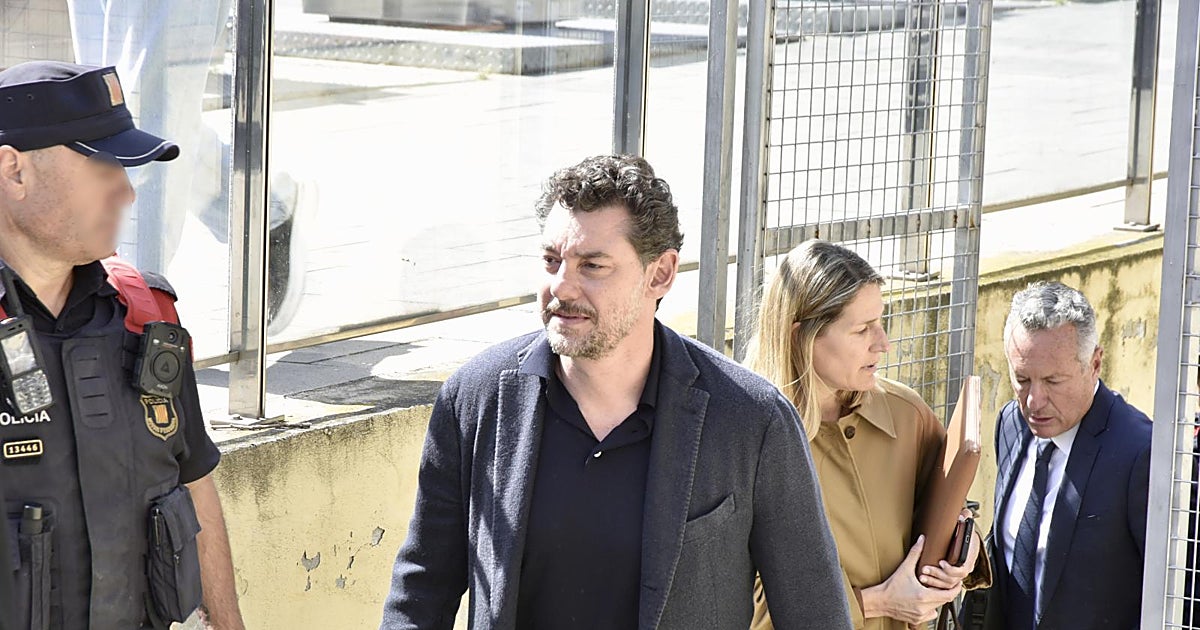 La juez quiere saber si alguien más estuvo en el sendero con Jonathan e Isak Andic el día de la caída mortal