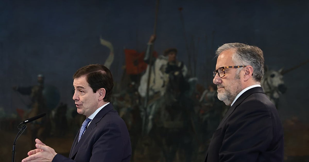 PP y Vox firman un acuerdo en Castilla y León con 324 medidas y un «plan de choque contra las políticas migratorias de Sánchez»
