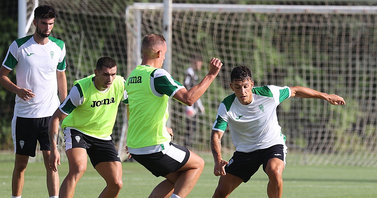 Así está la situación contractual de la plantilla del Córdob