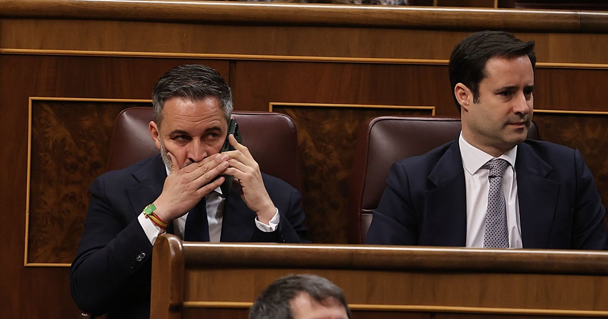 Vox traslada la presión a Andalucía y mantiene la exigencia de la 'prioridad nacional' para Moreno