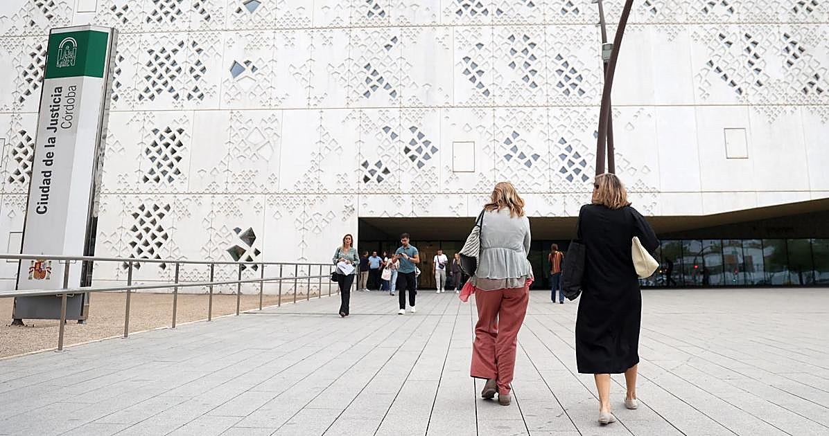 Los tres acusados del brutal asesinato de 'Rafalín', vecino de Sagunto, a juicio la próxima semana