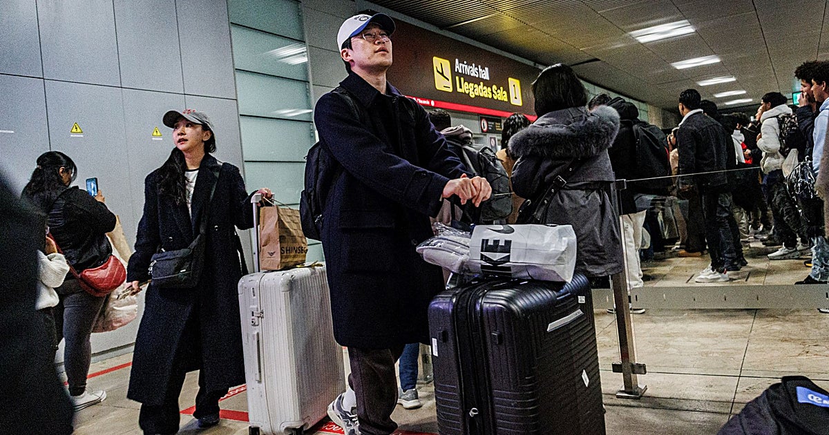 El falso aparcacoches del aeropuerto que robaba vehículos de alquiler a turistas: «Dame la llave»