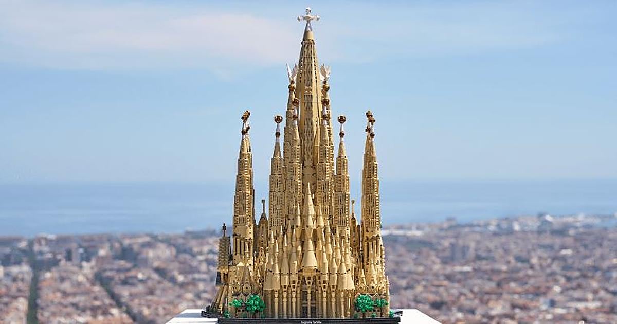 Lego pone a la venta su mayor set: una Sagrada Familia de más de 12.000 bloques