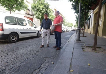 La recuperación del adoquinado de la calle Mayor de Santa Marina comenzará en otoño