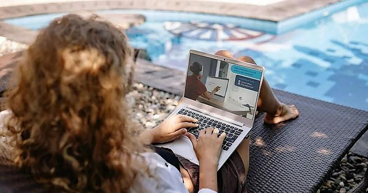 Un 85% de gallegos no puede teletrabajar, y solo un 6,6% tra