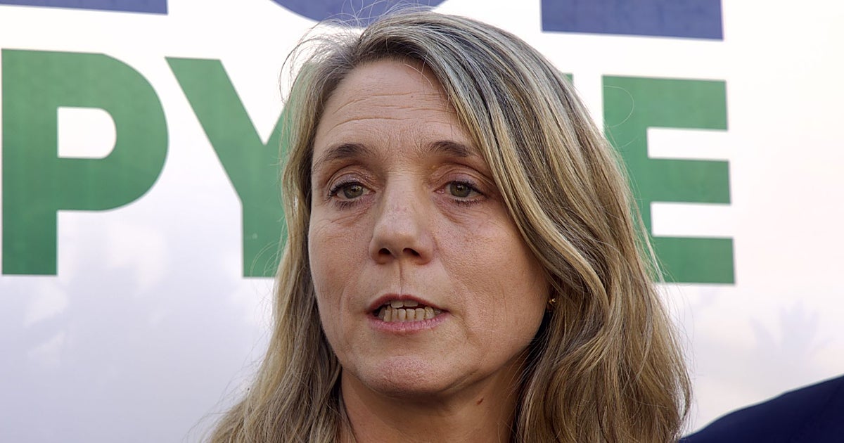 La vallisoletana Ángela de Miguel reivindica ante el Papa la