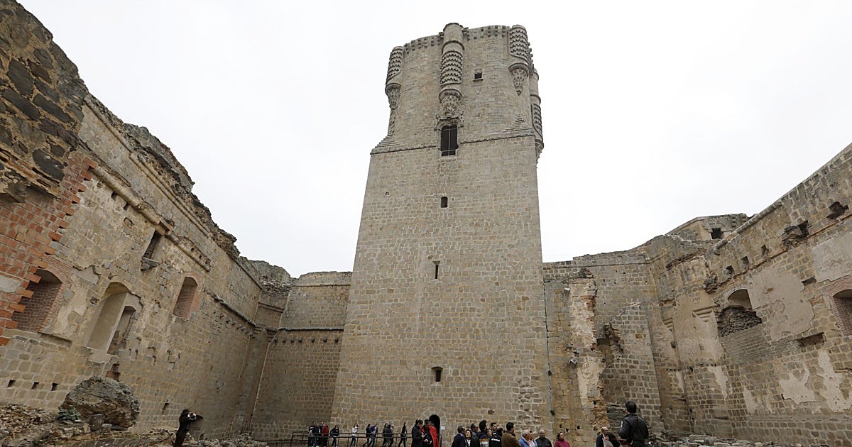 Castillos, la piedra y las leyendas resucitan para activar e